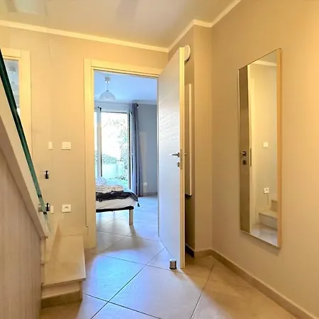 Apartment Le Midi 8 By Estates Cannes