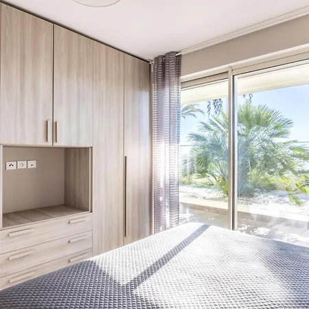 Le Midi 8 By Estates Apartment *