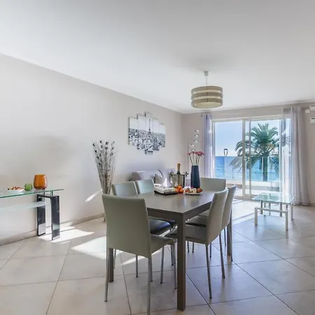 Le Midi 8 By Estates Apartment Cannes