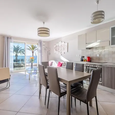 Le Midi 8 By Estates Apartment